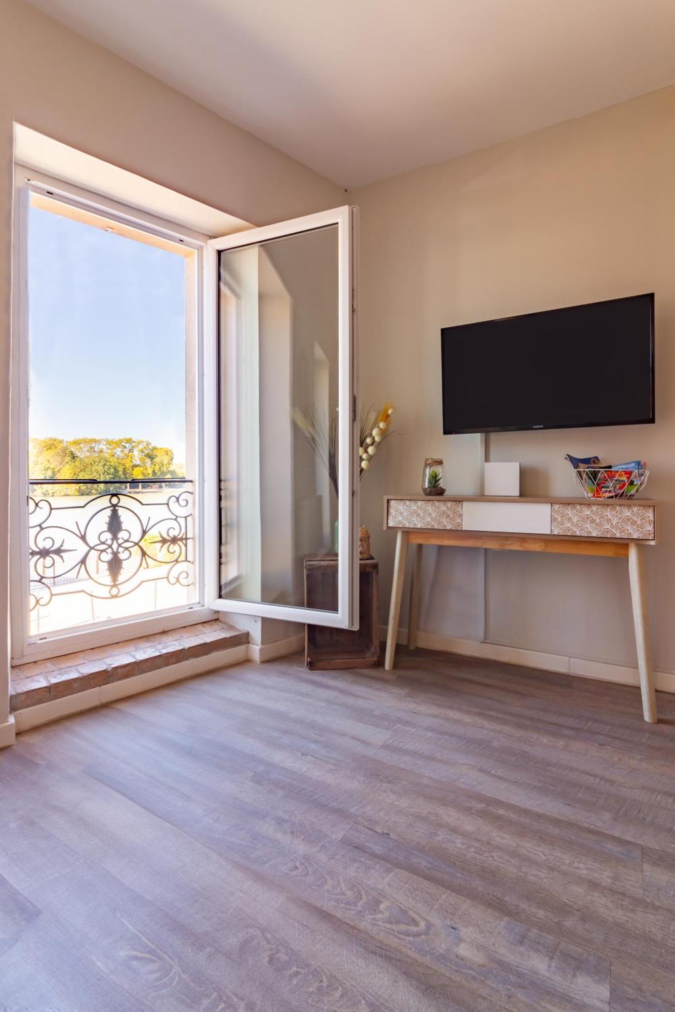 Appartement Au Pied Du Grand Bassin à Castelnaudary Extérieur photo
